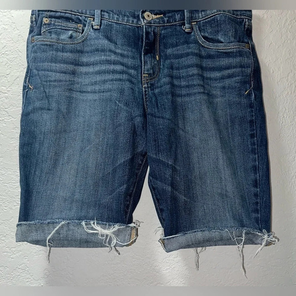 Women's Abercrombie & Fitch Cutoff Shorts - Picture 7 of 9